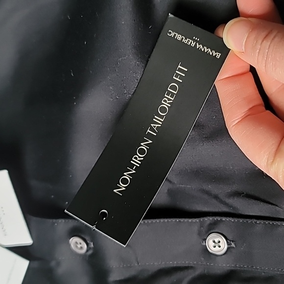 NWT Banana Republic easy care non-iron dress shirt tailored fit, size 10 - Picture 3 of 12